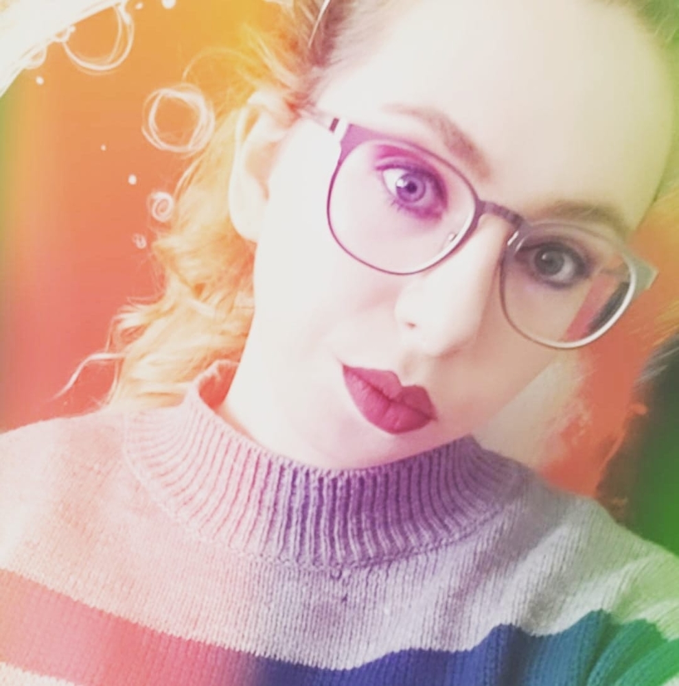 Meet your Posher, Caitlin